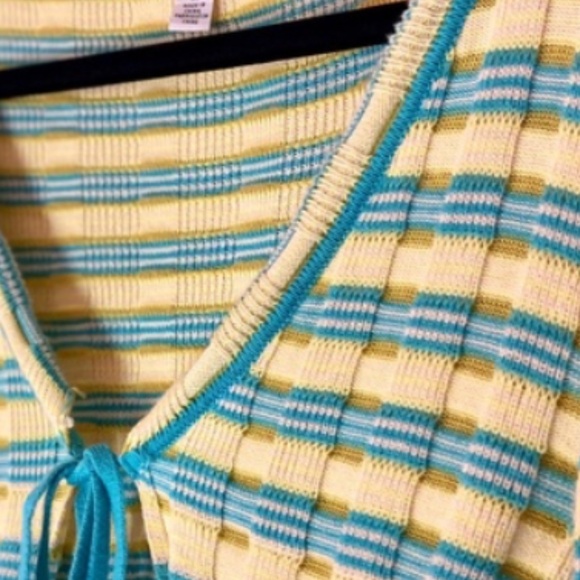 Urban Outfitters Y2K Style Fall Shrug Long Sleeve Knit Sweater Women’s Medium - Picture 5 of 6